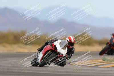 media/Jan-15-2023-SoCal Trackdays (Sun) [[c1237a034a]]/Turn 15 (1pm)/